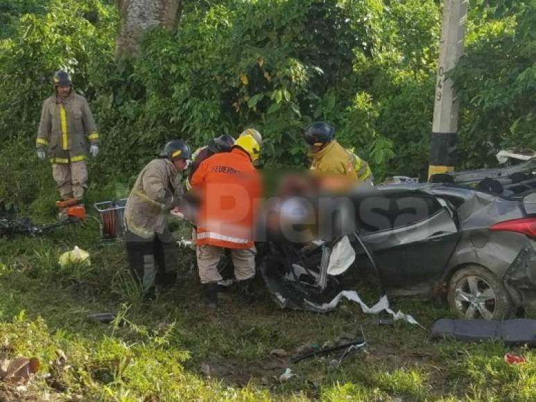 Se informó preliminarmente que el accidente fue a las 7:00 am, frente a la Asociación de Ganaderos de El Progreso (AGAP), un kilómetro adelante de la maquila Zip El Porvenir.<br/>