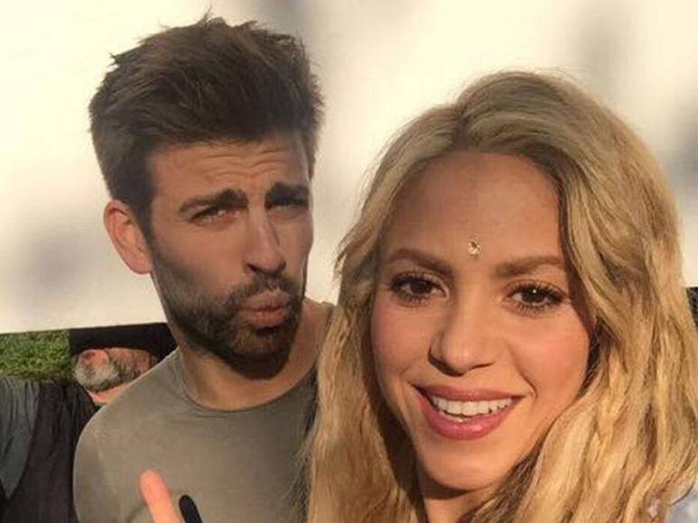 “Cuando Piqué engañó a Shakira solo iba a ser algo pasajero. Se arrepintió, intentó volver con la colombiana en varias ocasiones”, comienza diciendo la prensa rosa de España.