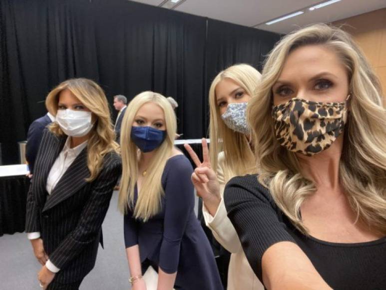 Lara Trump, esposa de Erik, compartió una imagen junto a sus cuñadas, Ivanka y Tiffany, acompañadas por la primera dama.