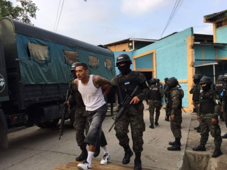 El traslado se realiza luego de la fuga de 18 pandilleros del centro penal de Támara.