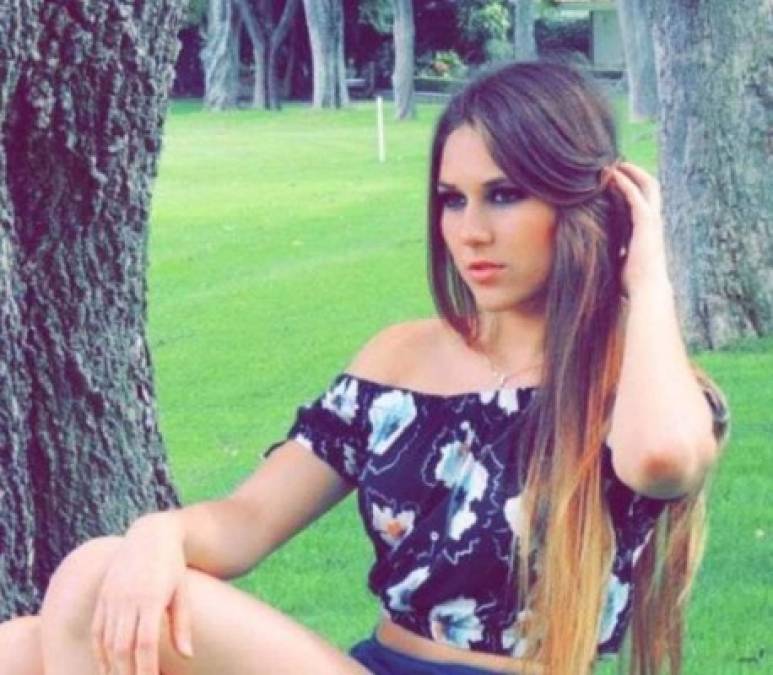 Fernanda es una modelo mexicana originaria de Guadalajara, Jalisco, quien actualmente tiene 24 años de edad, iniciando así su relación con el boxeador en 2016. Foto Instagram fernandagmtz.