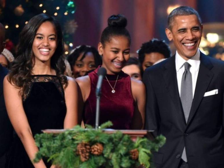 'Ahora que mis hijas se están haciendo mayores no quieren pasar mucho tiempo conmigo', confesó Obama en una de sus últimas conferencias de prensa.