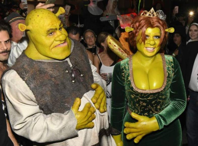 Desde Klum vestida de Fiona junto a su novio Tom Kaulitz como Shrek, aquí pesentamos los mejores disfraces de la 19 fiesta de Halloween de Heidi Klum.