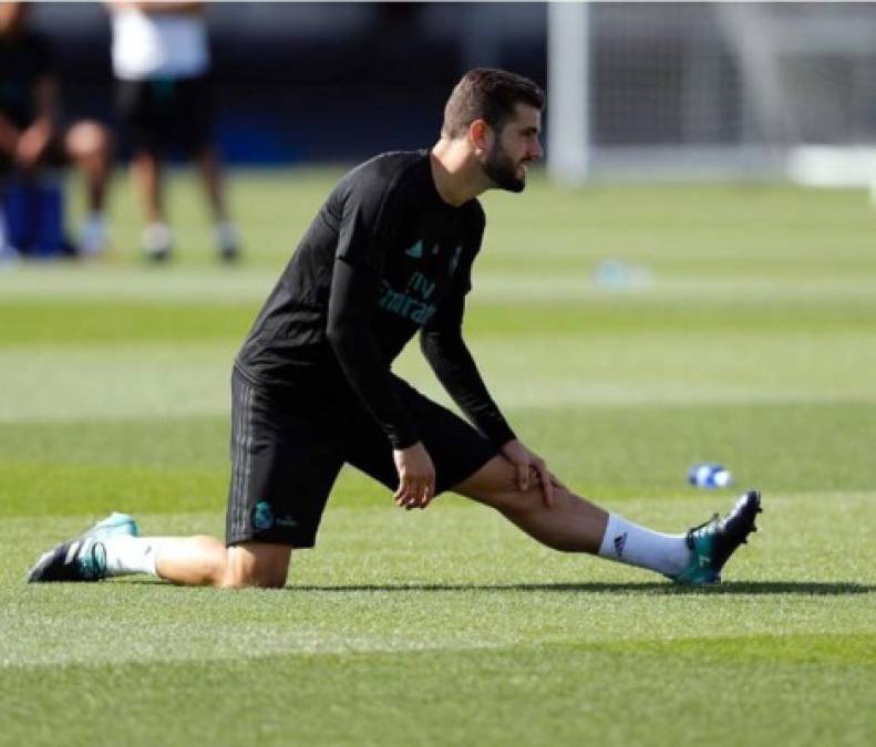 Mientras que Nacho Fernández será el lateral zurdo en esta ocasión por las bajas de Marcelo y Theo Hernández.