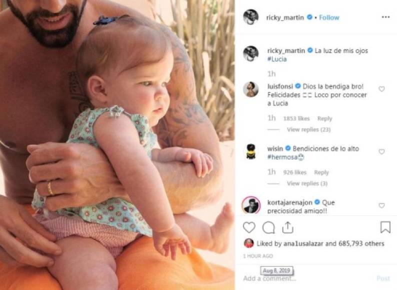 Poco después de que el cantante puertorriqueño difundiera por medio de Instagram una foto de su hija más pequeña, Lucía, se avivaron los rumores de que la mamá es su amiga Eglantina Zingg, con quien lleva varios años de amistad.<br/>