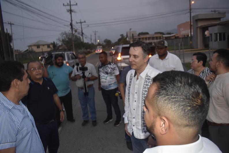 Maximiliano Alonso, representante del CAF, en Honduras, visitó La Ceiba y se reunió con los corporativos para exponer las bondades del Banco Andino.