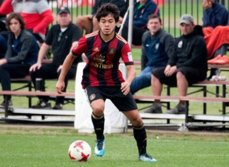 Alessandro Castro: Mediocampista hondureño de 19 años de edad que al igual que Wesly Decas, fue dado de baja por el Atlanta United 2 de Estados Unidos.