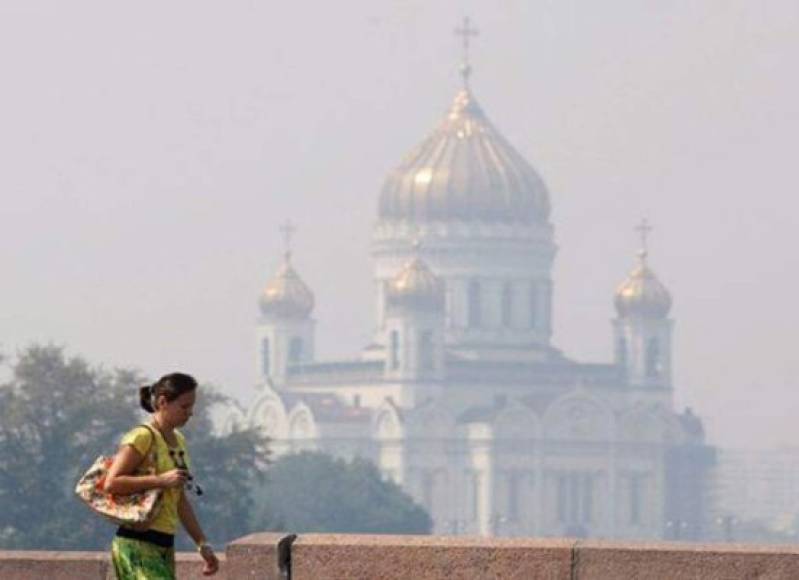 Ola de calor en Rusia<br/><br/>En el año 2010 Rusia vivió una ola de calor catalogada como de las más cálidas de los últimos 510 años. Los datos sobre las altas temperaturas son inciertos, aunque fuentes indican que en ese verano murieron miles de personas a causa del calor.