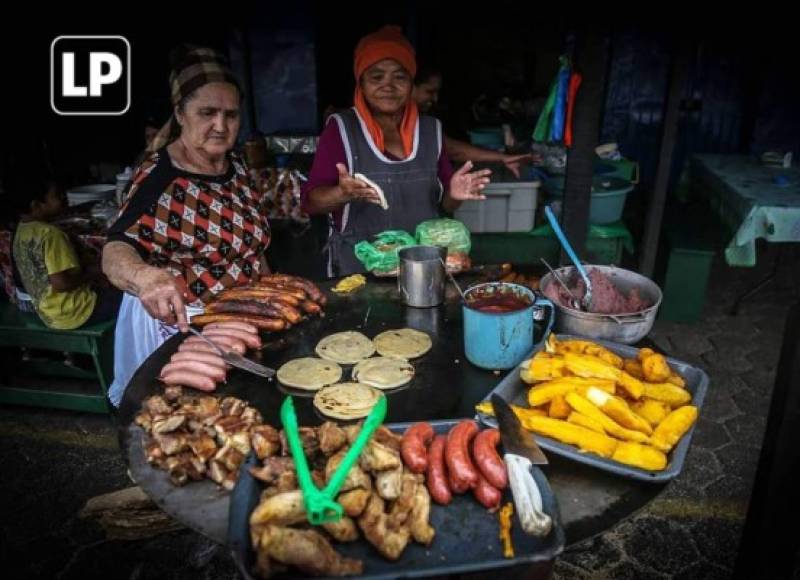 En Intibucá, este duo de hondureñas tiene un negocio en el que venden deliciosos platillos. ¿A alguien se le antoja?