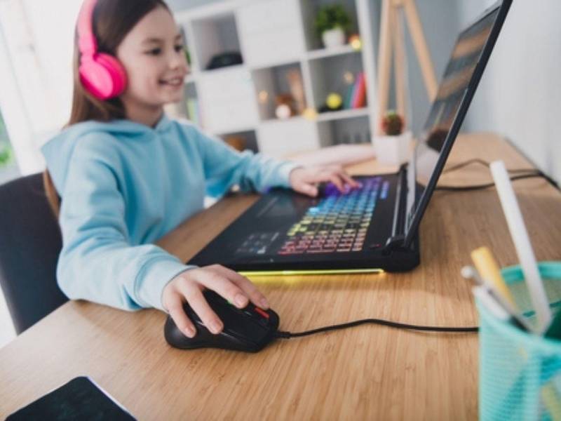 Los análisis de los investigadores confirmaron que los beneficios de PlaySmart se mantuvieron de forma homogénea independientemente del sexo, grupo étnico y nivel escolar.