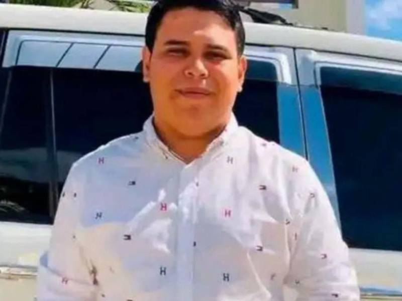 Dereck McNeil James, en una fotografía tomada en vida. El abogado era testigo protegido en el caso de la joven Angie Peña.
