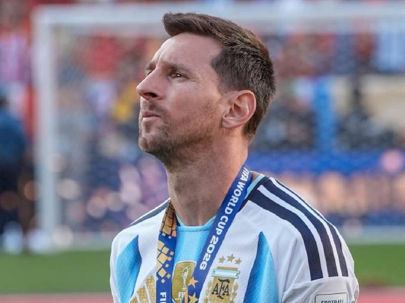 El astro argentino anunció su retiro de la Selección de Argentina.