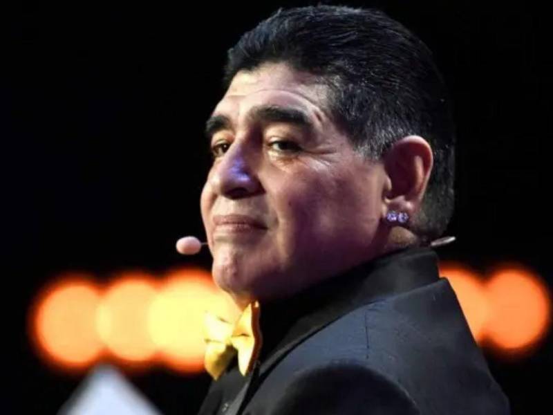 La revelación de esta irregularidad podría anular como evidencia el informe de la Junta Médica, cuyas conclusiones son particularmente perjudiciales para los médicos acusados por la muerte de Maradona.
