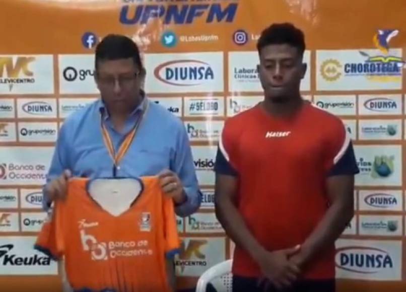 Joshua Alexander Vargas: El mediocampista zurdo fue anunciado sorpresivamente como nuevo jugador de la UPN. El futbolista hizo pretemporada con Platense tras ser dado de baja en Marathón, pero al final ha firmado por un año con Los Lobos.