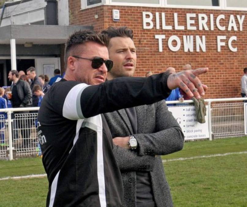 La decisión la tomó el millonario propietario Glenn Tamplin, dueño del equipo, al enterarse de que los jugadores se relacionaban con las 'cheerleaders' por las redes sociales.