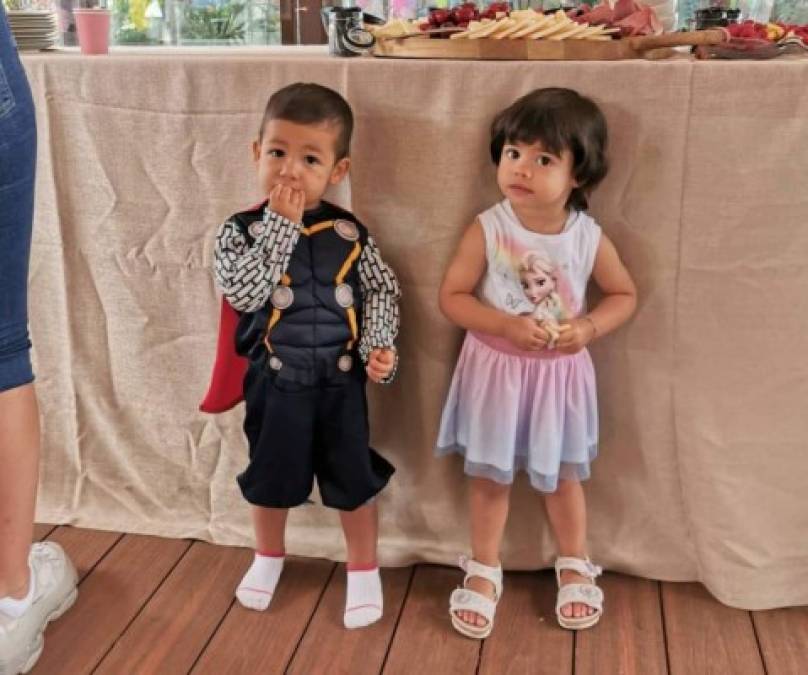 Los mellizos Mateo y Eva nacieron un 05 de junio de 2017; la identidad de la madre nunca ha sido revelada.<br/>