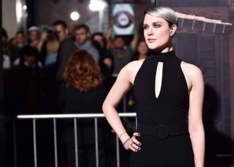 La actriz Evan Rachel Wood confesó en una carta dirigida a la revista Rolling Stone que hace muchos años fue víctima de abuso sexual.