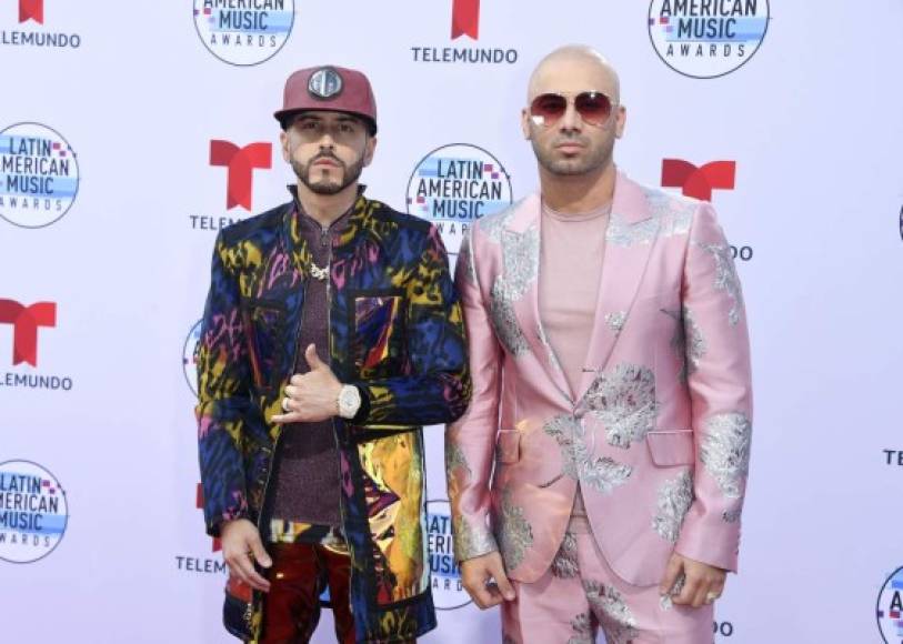 Así llegó el dúo dinómico Wisin y Yandel.