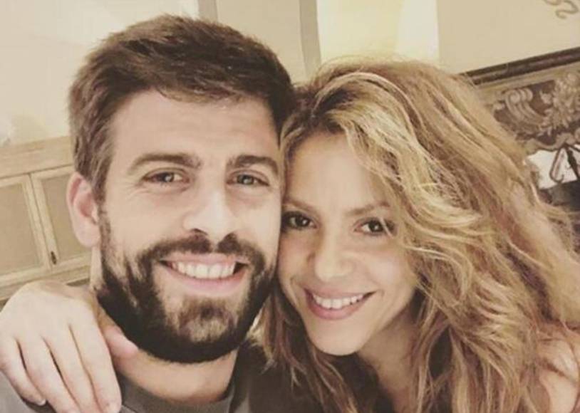Shakira ahora está enfocada a su trabajo con la música y pasar tiempo con sus hijos, con quienes vive ahora en Miami.