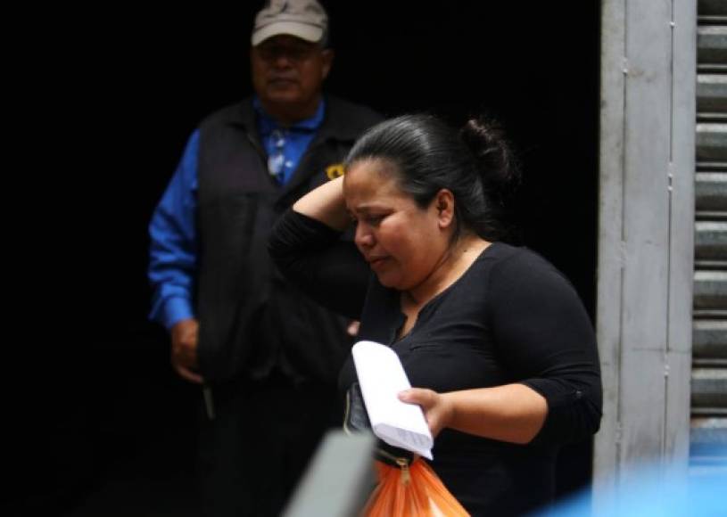 'Estábamos jugando, de la nada vino un carro negro a matarnos a todos, como seis y andaban de negro, no sabemos quienes eran', dijo una de las víctimas.