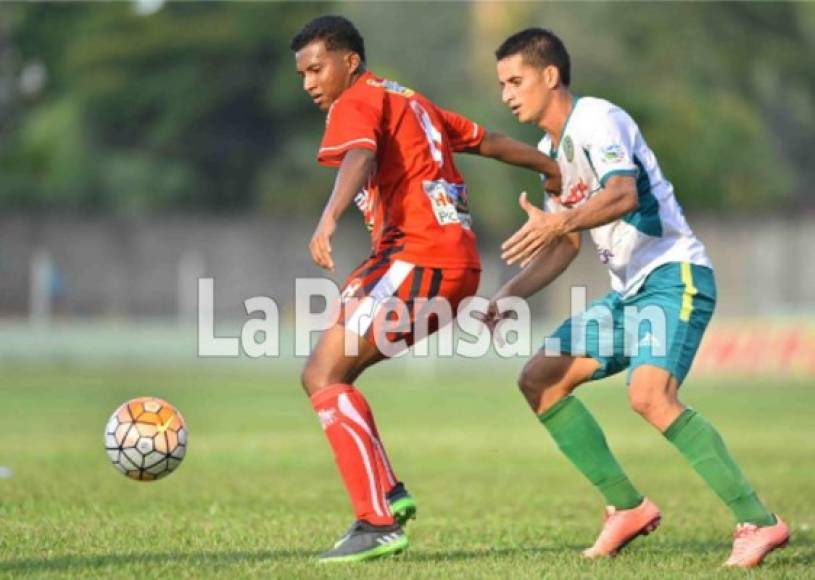 El mediocampista Oliver Morazán ya renovó su contrato con el Juticalpa FC de Mauro Reyes.