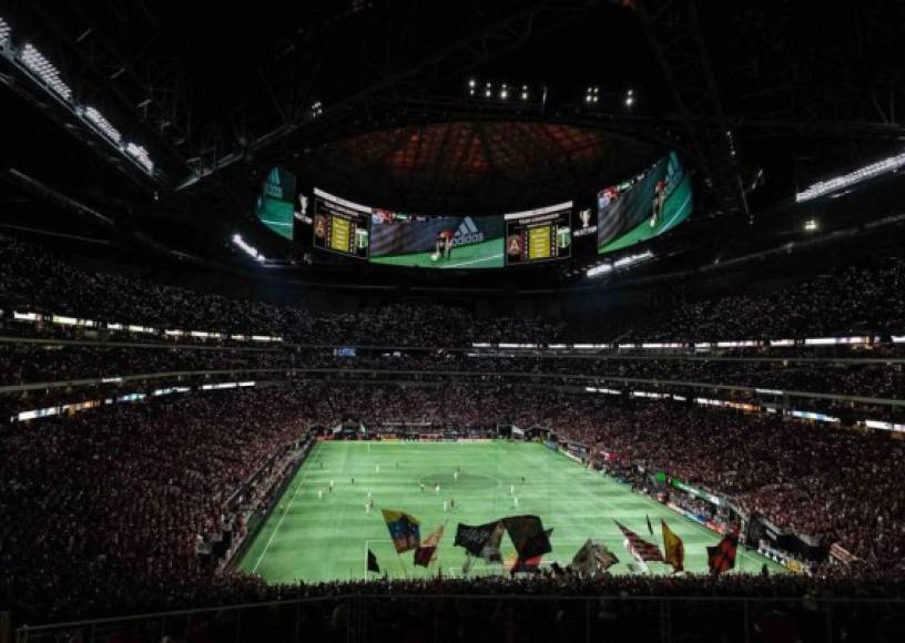 Tras suplir al mítico Georgia Dome, el Mercedes Benz se convirtió en la casa de los Falcons de Atlanta y del Atlanta United de la MLS.