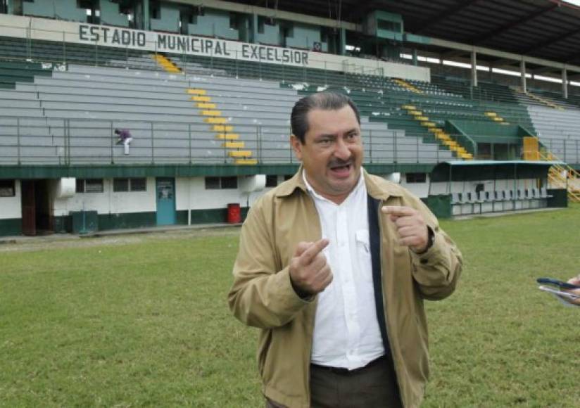 Allan Ramos, actual presidente del Platense, busca la reelección en la alcaldía de Puerto Cortés.