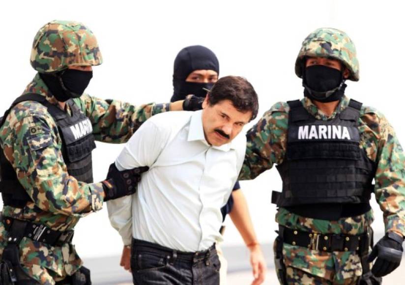 Joaquín Guzmán Loera - El 'Chapo' Guzmán fue considerado en 2001 el segundo hombre más buscado por el FBI y la Interpol después de Osama Bin Laden.