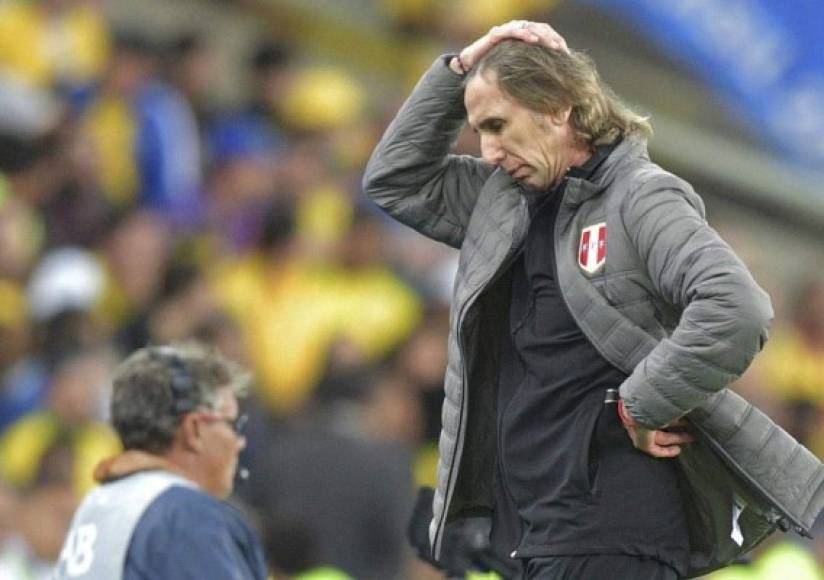 Ricardo Gareca salió triste tras perder la final de la Copa América ante Brasil.