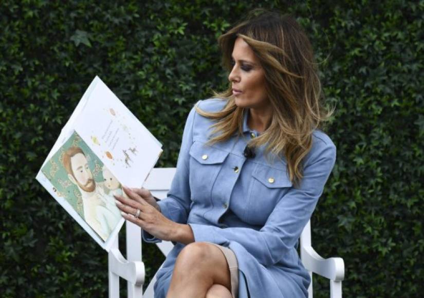 Melania Trump leyó a los niños 'The Wonderful Things You Will Be' de Emily Winfield Martin. El libro habla sobre la importancia de la bondad, que es uno de los mensajes que la primera dama repite en su campaña Be Best.<br/>