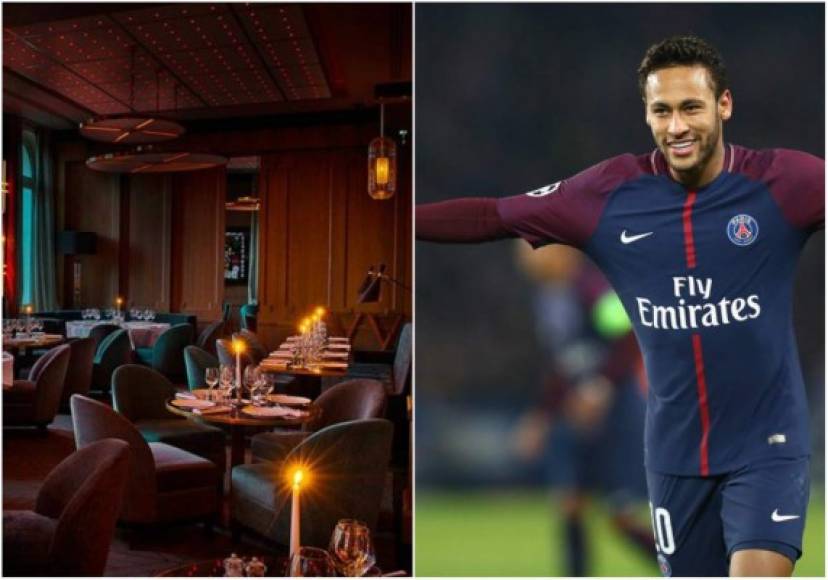 Neymar y sus compañeros del PSG disfrutan a lo grande de París y ahora te presentamos los restaurantes favoritos que suele visitar el crack brasileño junto a sus amigos. Al delantero se le ha visto en estos impresionantes lugares.