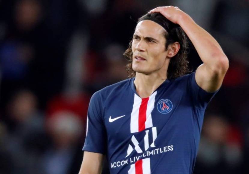 Edinson Cavani seguirá en el PSG y no llegará al Atlético de Madrid. Desde Francia, concretamente L’Equipe, indican que el delantero uruguayo finalmente no saldrá del París Saint Germain.