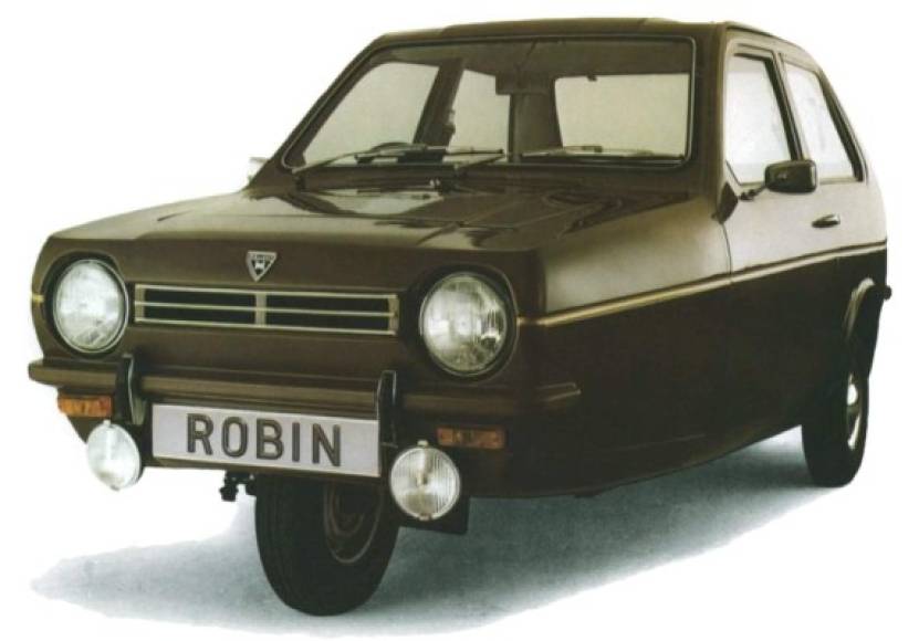 RELIANT ROBIN.<br/>Este triciclo con motor posee un diseño y una configuración únicas y es que su sistema de dirección requería de poco alineamiento aunque de mucho balanceo pues una de las razones que conspiró contra este modelo fue su falta de estabilidad en la carretera.