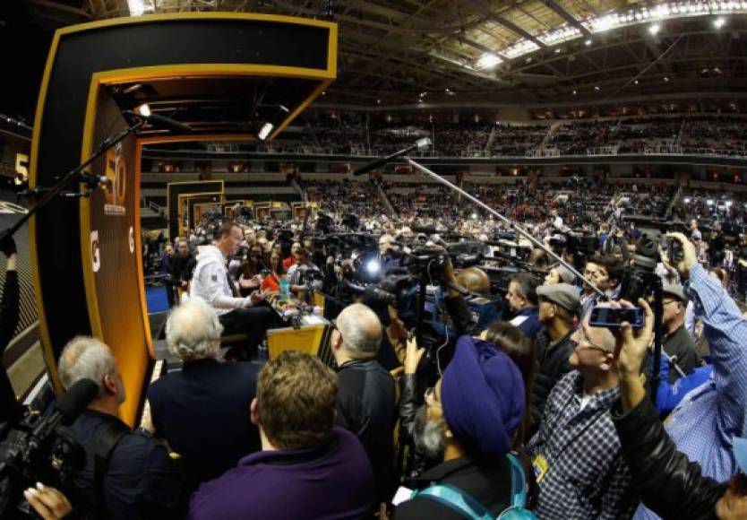 El show mediático de la semana previa a la NFL es algo increíble. Foto AFP.