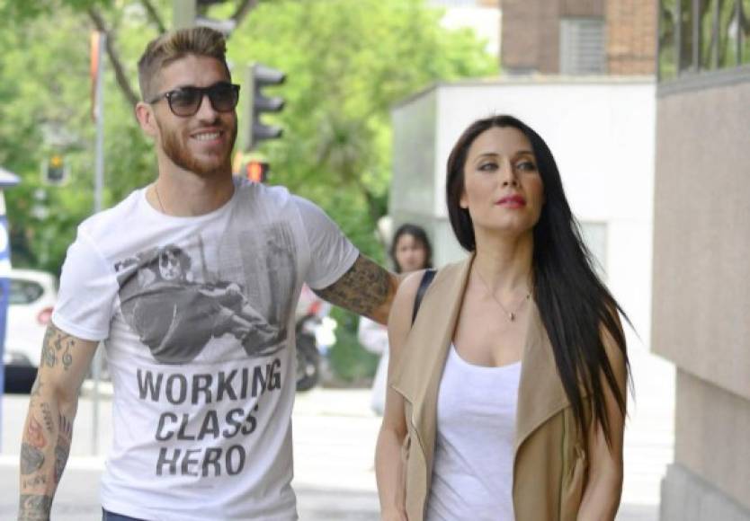 Sergio Ramos de 29 años y la bella Pilar Rubio de 30. Una de las parejas que más se comenta a nivel mundial.