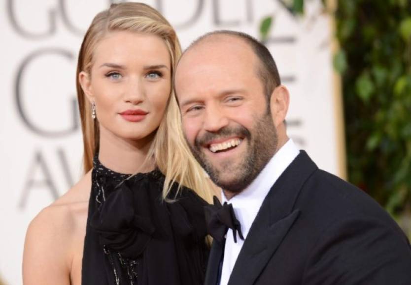 Jason Statham de 50 años y su esposa Rosie Huntington-Whiteley de 30.