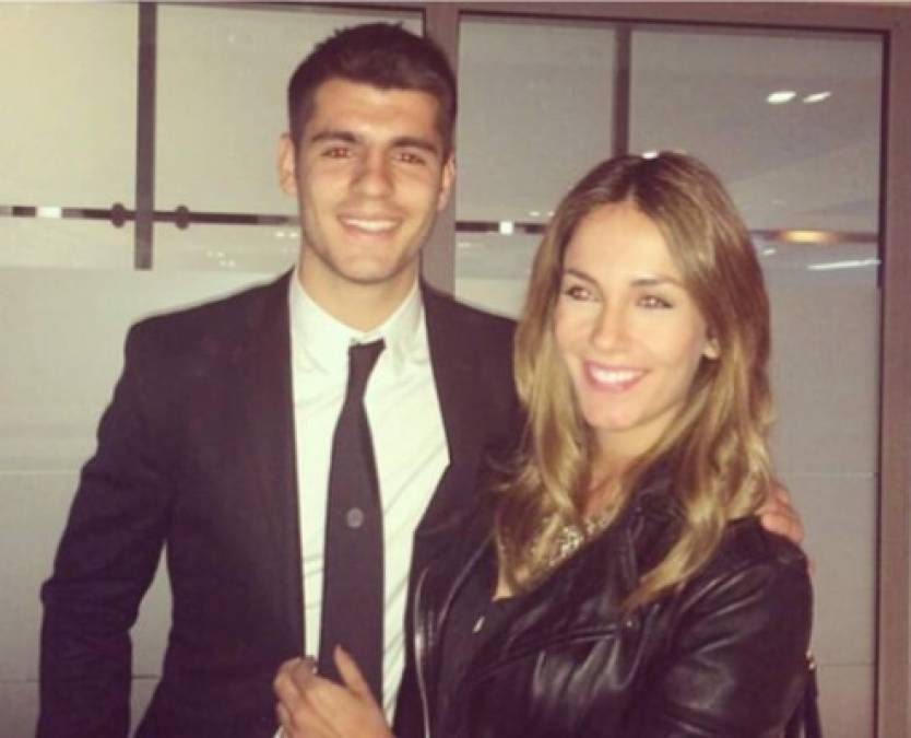 El delantero español Álvaro Morata cuenta con una preciosa hermana de nombre Marta Abril.