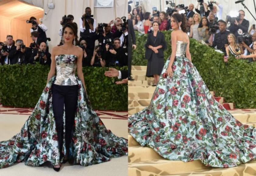 El diseño usado por Amal Clooney puede ser lo que buscabas. Con unos cuantos ajustes podrías tener un vestido que se transforma de un vestido a unos pantalones y top en un 2x3.<br/>