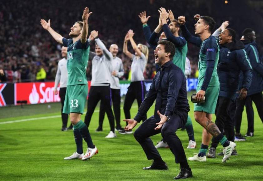 El Tottenham logró una gran remontada para ganar 3 a 2 en el campo del Ajax de Ámsterdam con un triplete de Lucas Moura, que logró el gol decisivo en el descuento final, este miércoles en la vuelta de semifinales, clasificándose así para la primera final de la Liga de Campeones de su historia.