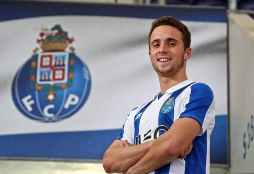 El joven atacante de 19 años del Atlético de Madrid, Diogo Jota, se irá cedido una temporada al Porto después de que el 'Cholo' Simeone considere que en el Calderón no tendrá los suficientes minutos. En el club portugués se reencontrará con Óliver Torres que también ha sido cedido por los colchoneros.