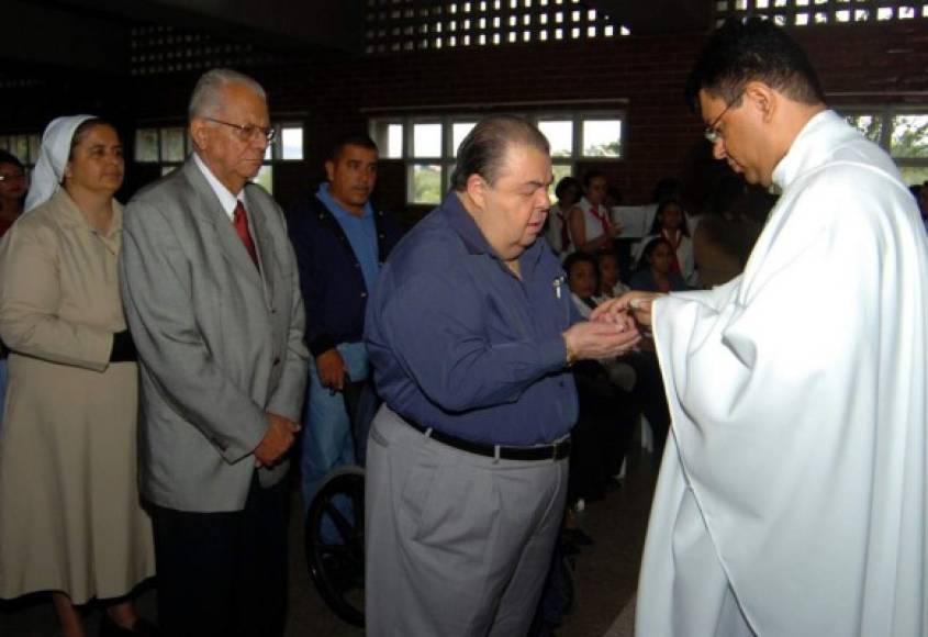 Rafael Ferrari junto a Rafael Leonardo Callejas.