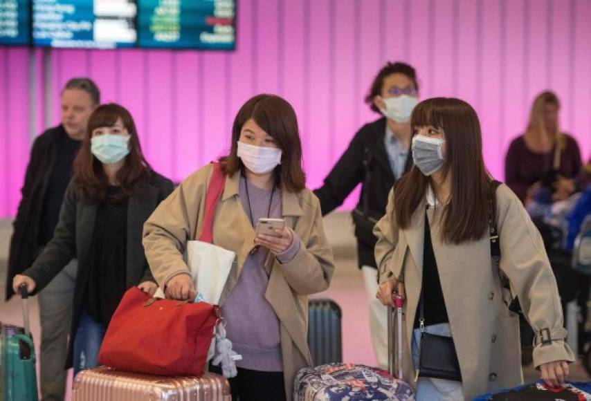 Un avión con 206 japoneses que estaban en Wuhan llegó este miércoles a Tokio como parte de un operativo para evacuar a centenares de personas que han pedido regresar a su país a causa del brote de coronavirus.