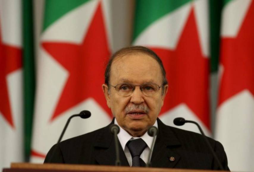Abdelaziz Buteflika fue electo presidente de Argelia en 1999. En las últimas elecciones que ganó, en 2014, obtuvo 81,53% de los votos.