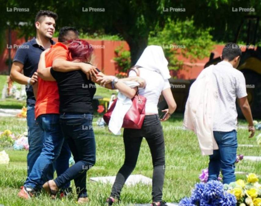 En la matanza también resultaron heridas cinco personas.