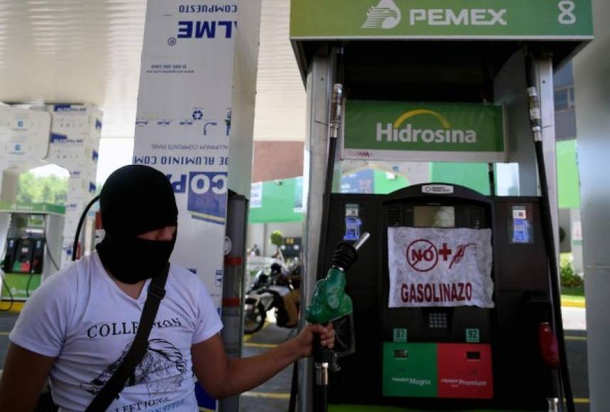 El Grupo Gasolinero G500, que aglutina 1.800 gasolineras en el país, anunció que cerrará 400 estaciones de servicio que han sufrido amenazas o actos de vandalismo.
