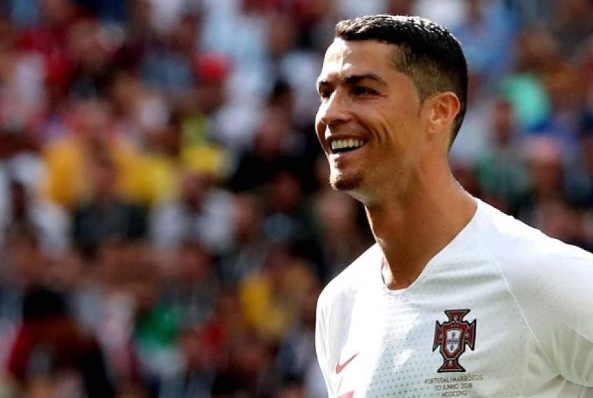 CR7 es el mejor jugador de Portugal.