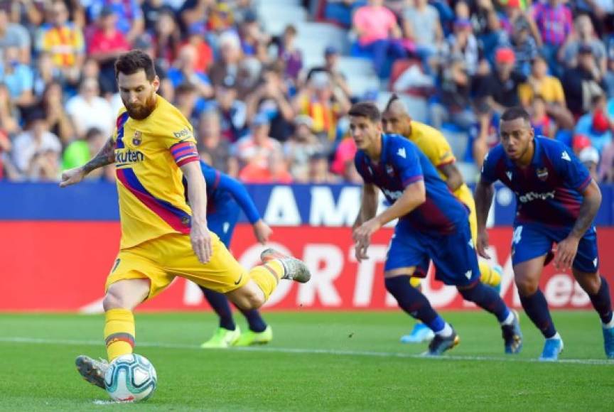 Messi puso a ganar al Barcelona con este lanzamiento de penal.