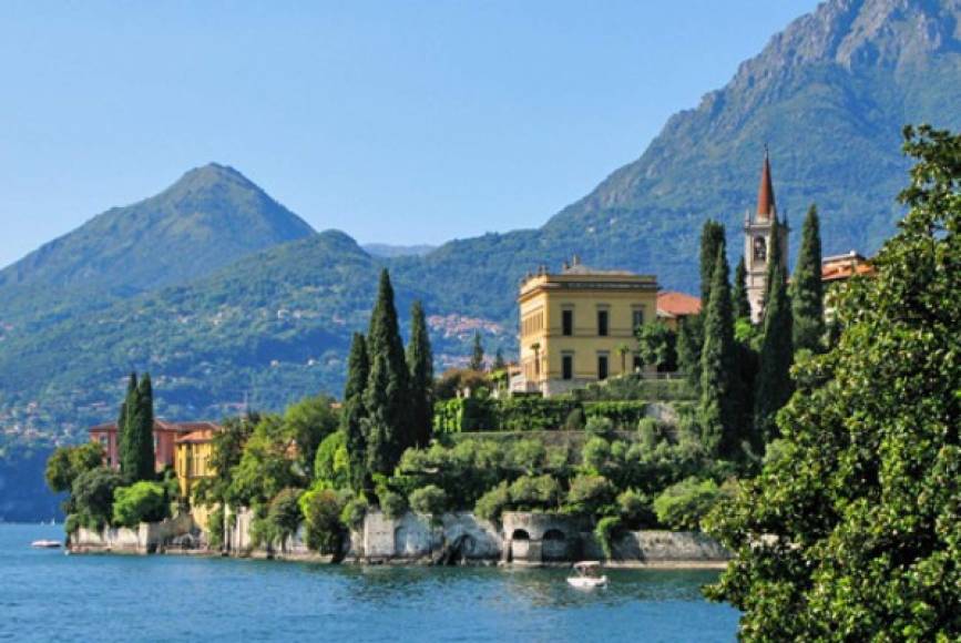 El lago de Como, situado en la región de Lombardía, en el norte de Italia, es un destino turístico exclusivo famoso por su espectacular paisaje alpino