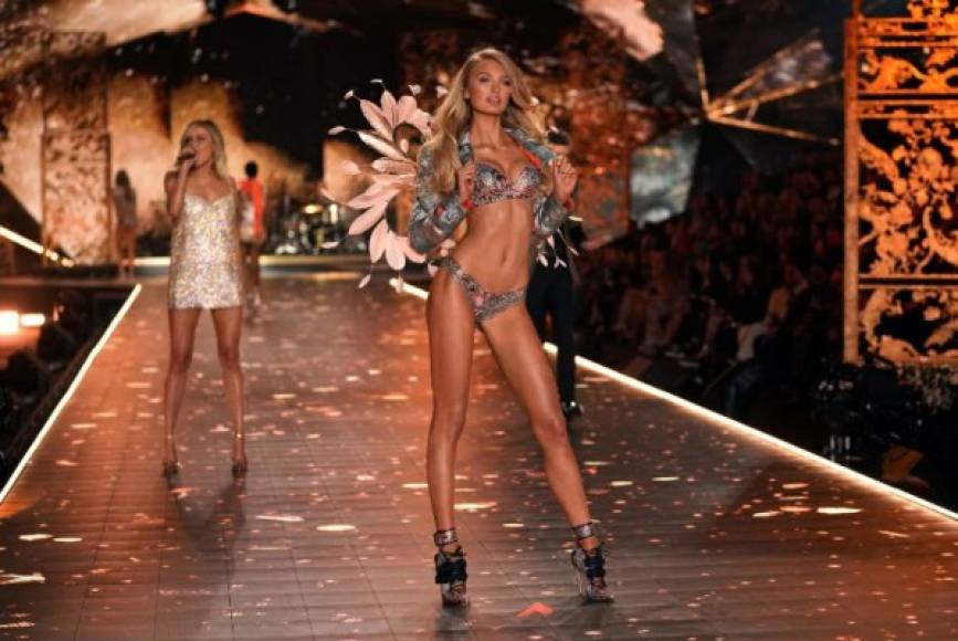 Aunque se grabó este 08 de noviembre el evento se transmitirá hasta el 2 de diciembre en Estados Unidos.<br/><br/>En foto la modelo Romee Strijd en el Victoria's Secret Fashion Show 2018.