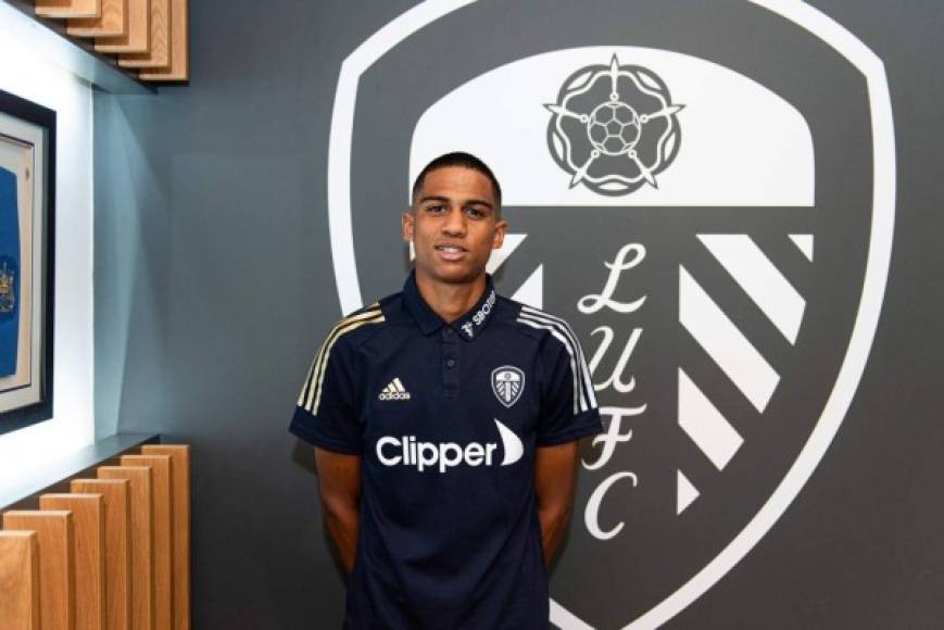 El Leeds United ficha a Cody Drameh. El recién ascendido a la Premier League se ha hecho con los servicios del joven lateral de 18 años del Fulham, donde disputó 17 partidos la pasada temporada. Cody formará parte del club de Marcelo Bielsa hasta verano de 2024.